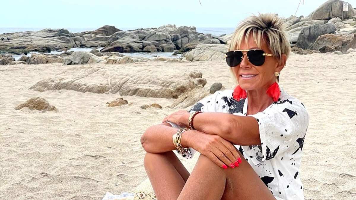 Impactante Raquel Argandoña desafía las críticas y posa en topless