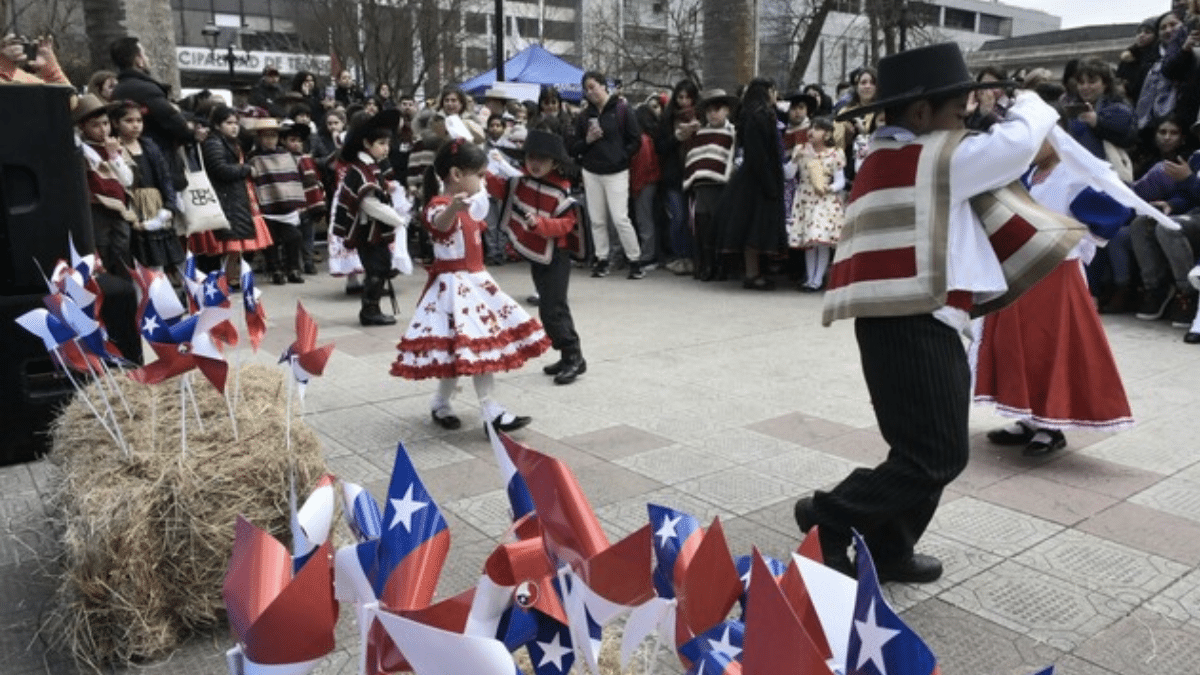 Descubre cómo funcionará el comercio durante las Fiestas Patrias El