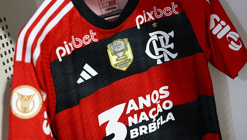 ¡Escándalo en Flamengo! Preparador físico es despedido por agredir a jugador estrella