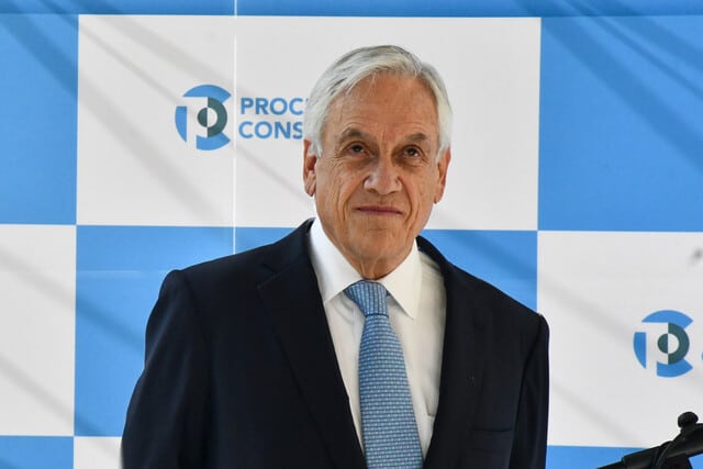 ¡Expresidente Piñera arremete contra el paro del Colegio de Profesores!