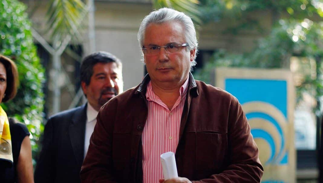 Escándalo: Universidad de Chile gasta millones en pasajes para visita de Baltasar Garzón