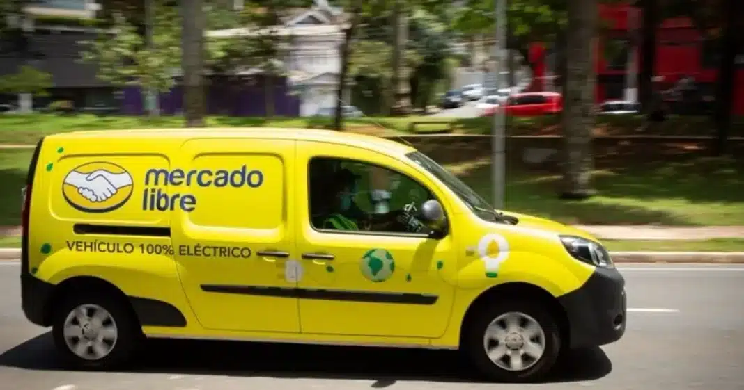 Mercado Libre revoluciona la distribución con 100 camionetas eléctricas en Chile
