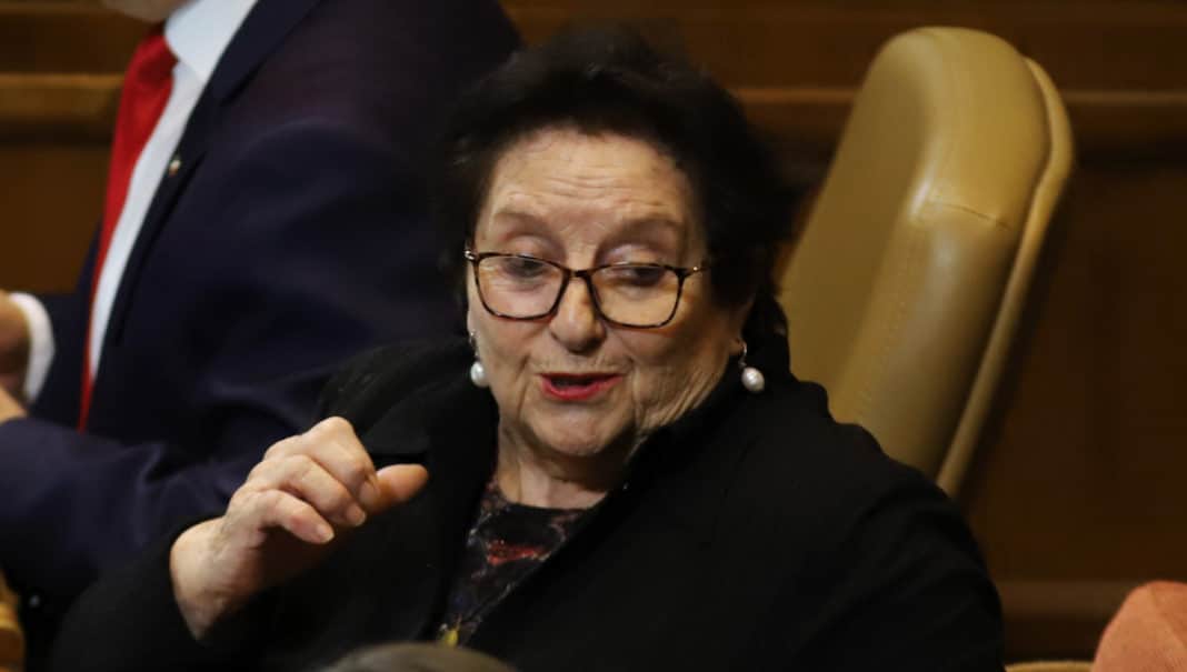 ¡Escándalo en la Corte Suprema! María Luisa Cordero pierde su inmunidad parlamentaria por querella de injurias
