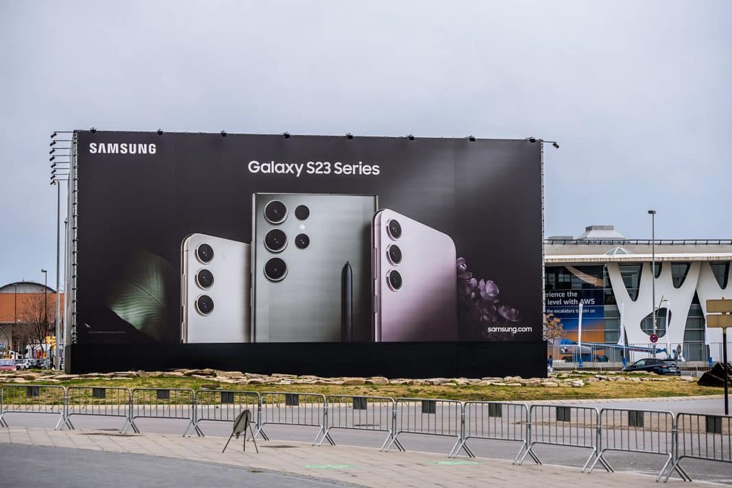 ¡Increíble! Los Samsung Galaxy S24 y S24+ revolucionarán el mercado con sus nuevas pantallas LTPO