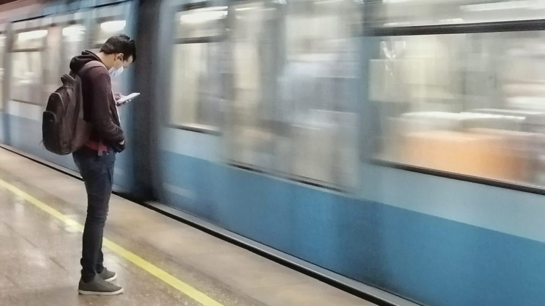 ¡Increíble! Metro de Santiago instalará puertas en los andenes de la Línea 1