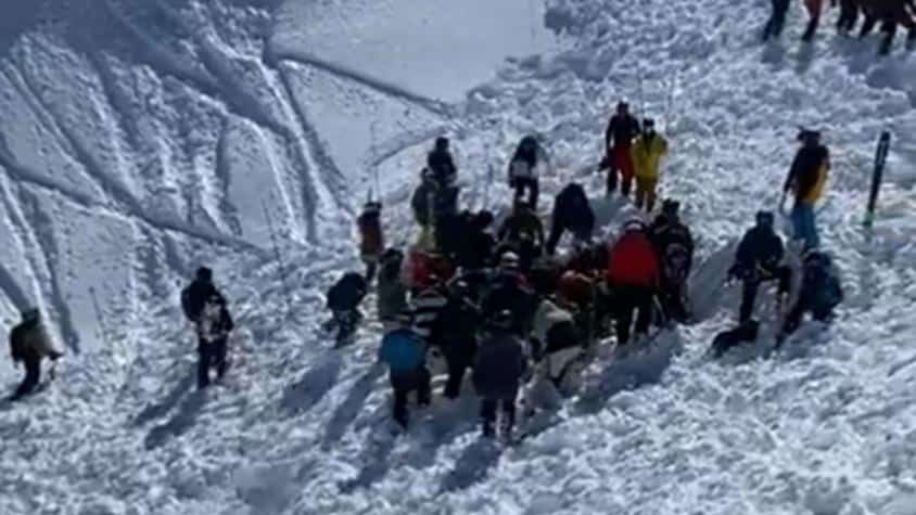 ¡Increíble rescate! Carabineros salva a tres personas atrapadas en avalancha en Chillán