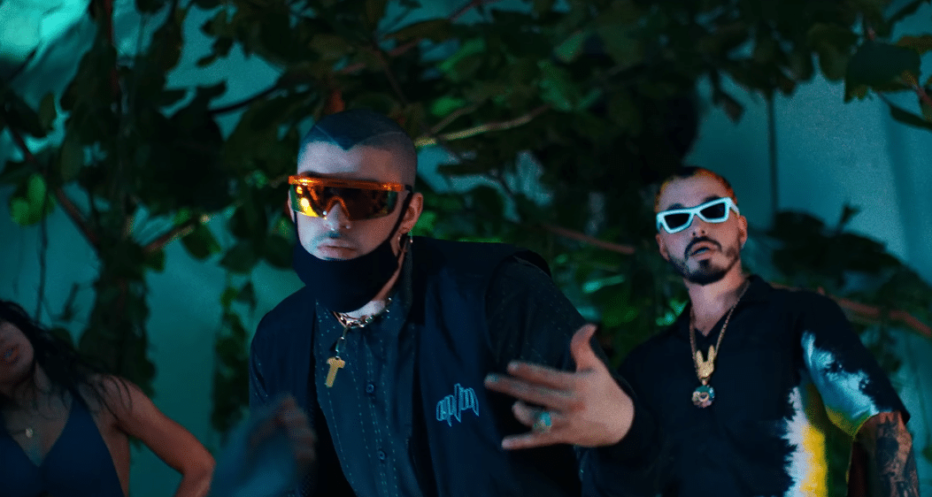 Bad Bunny iguala récord de J Balvin con 14 videos en YouTube