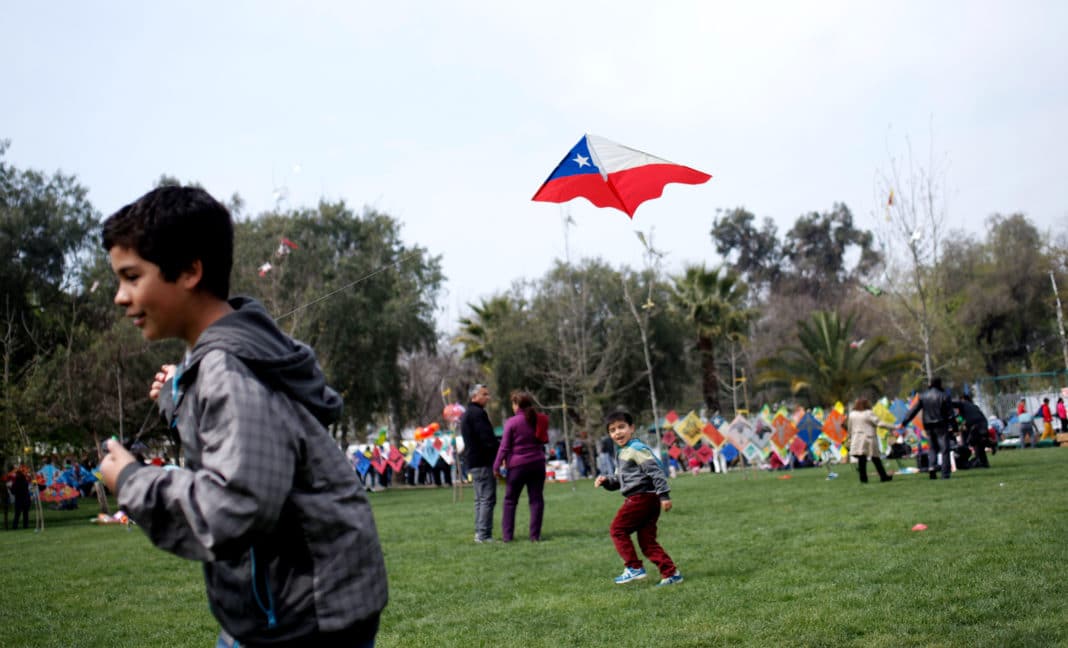 Consejos para unas Fiestas Patrias saludables para niños y niñas