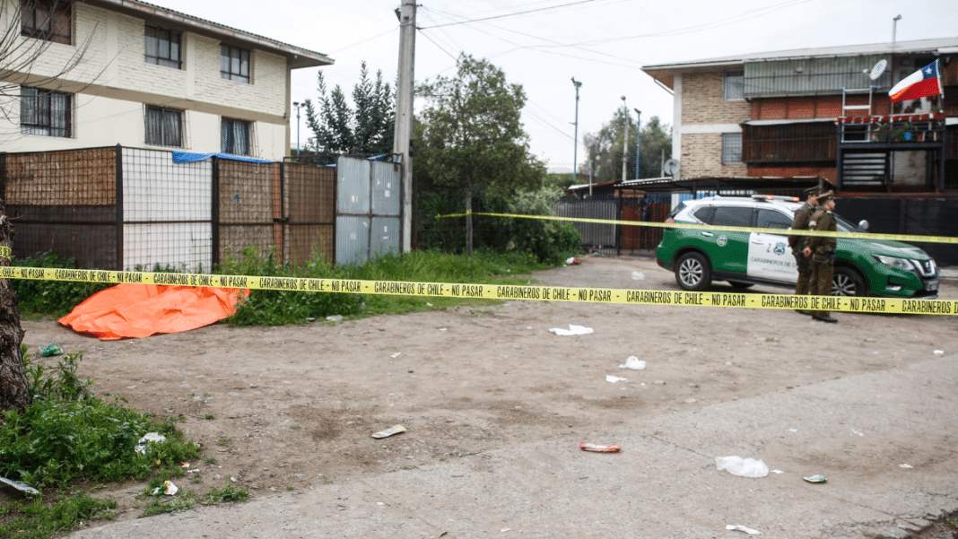 Impactante hallazgo de dos cadáveres en Lo Espejo y La Pintana