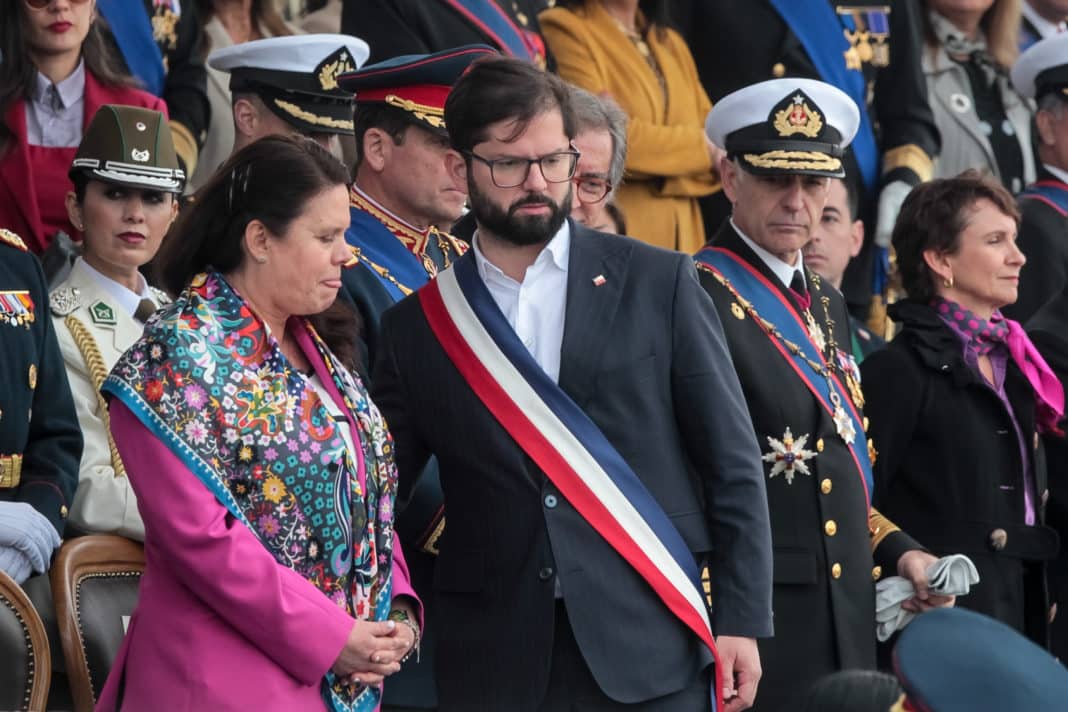 Presidente Boric elogia a las Fuerzas Armadas: un motivo de orgullo para nuestro país