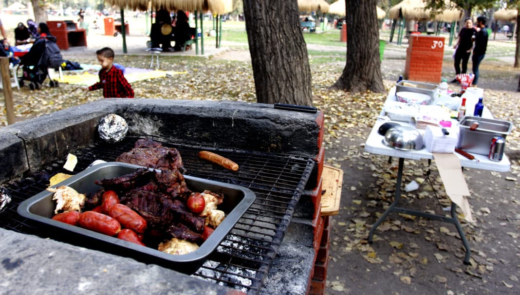 ¡Ahorra dinero en Fiestas Patrias con esta plataforma gratuita para calcular tu asado!