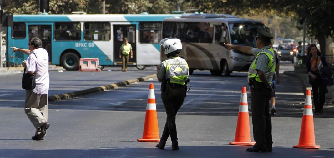 ¡Atención! Desvíos de tránsito en Santiago este 11 de septiembre