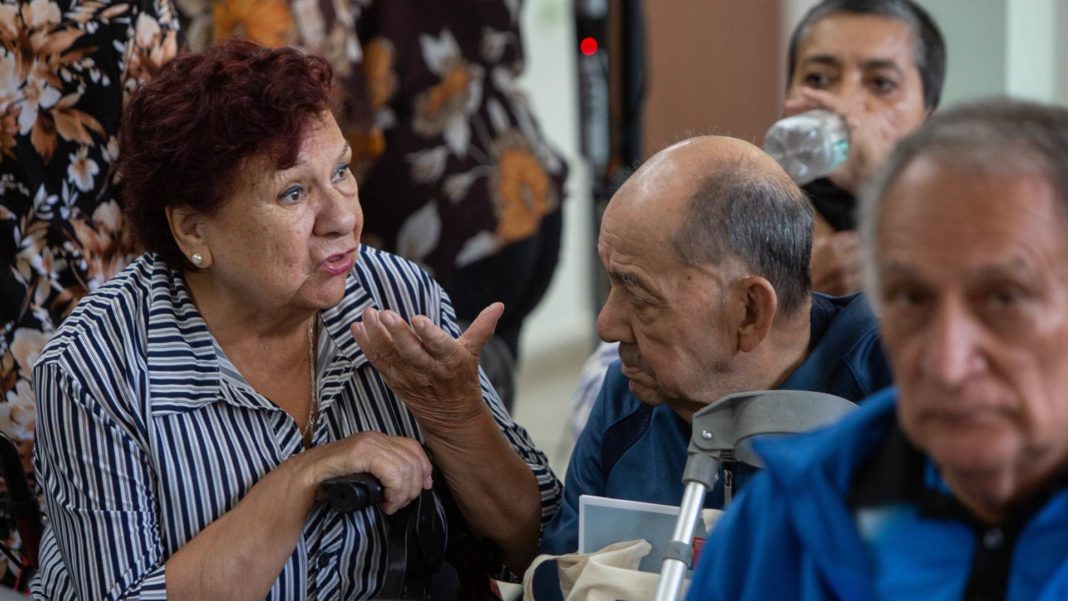 ¡Descubre cómo obtener el Bono Cuidador de Adultos Mayores y personas con dependencia y cuál es su monto!