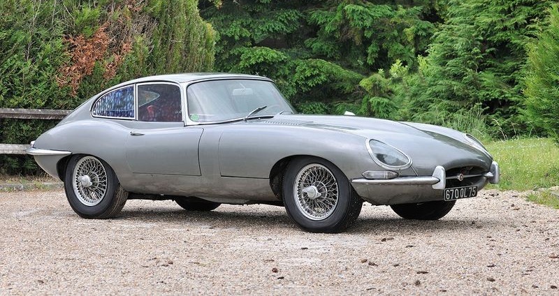 ¡Descubre la historia de Jaguar y su legado de lujo y elegancia!