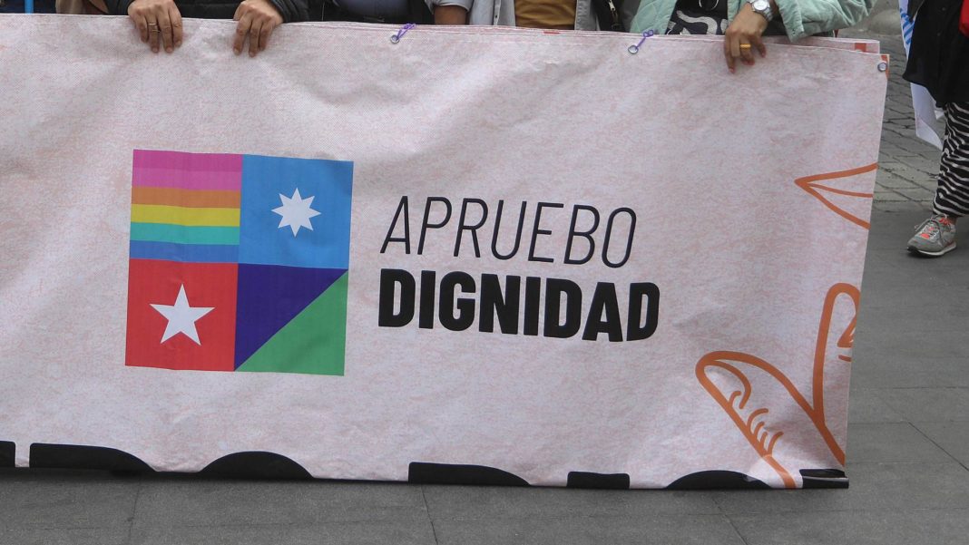 ¡El fin de una era! Descubre los factores que llevaron al colapso de Apruebo Dignidad