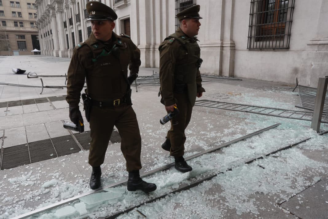 ¡Escándalo en La Moneda! Se registran daños y violencia en el Palacio de Gobierno