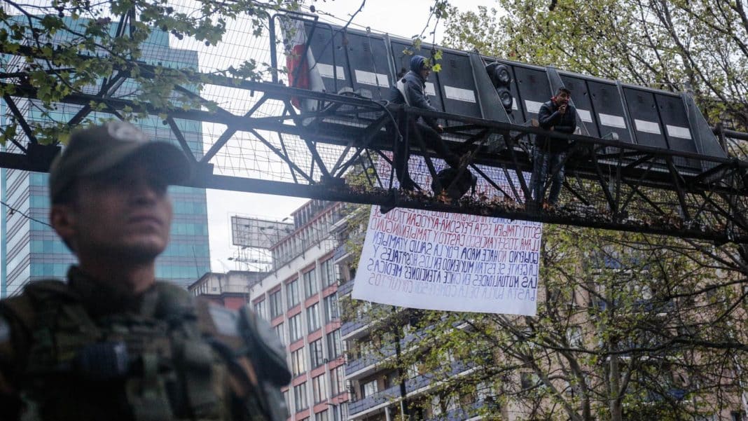 ¡Impactantes imágenes! La protesta que paralizó el tránsito en la Alameda