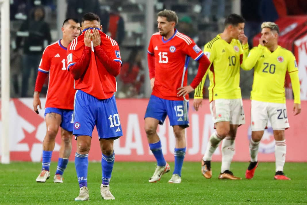 ¡Increíble! La Roja sufre una caída libre en el ranking FIFA