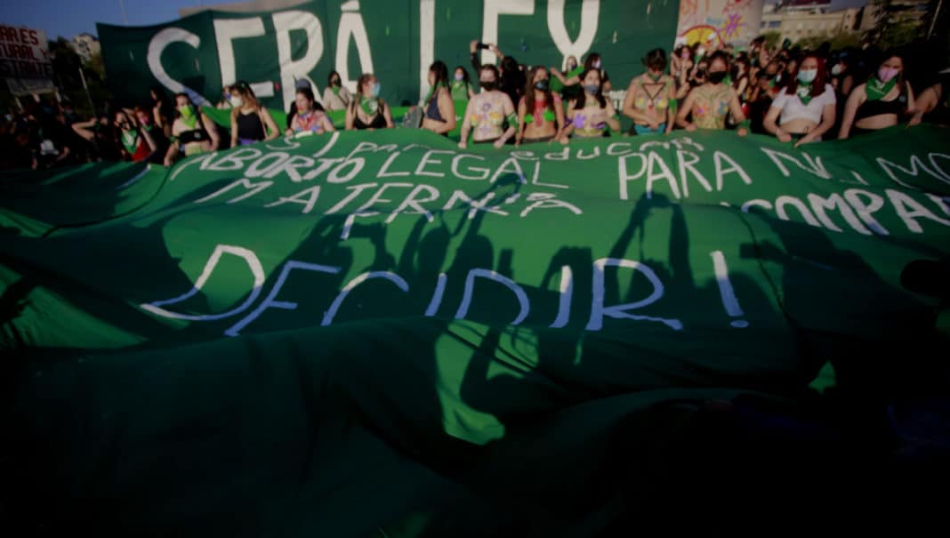 ¡Marcha por el aborto libre! Únete a la lucha contra la violencia hacia las mujeres en Chile