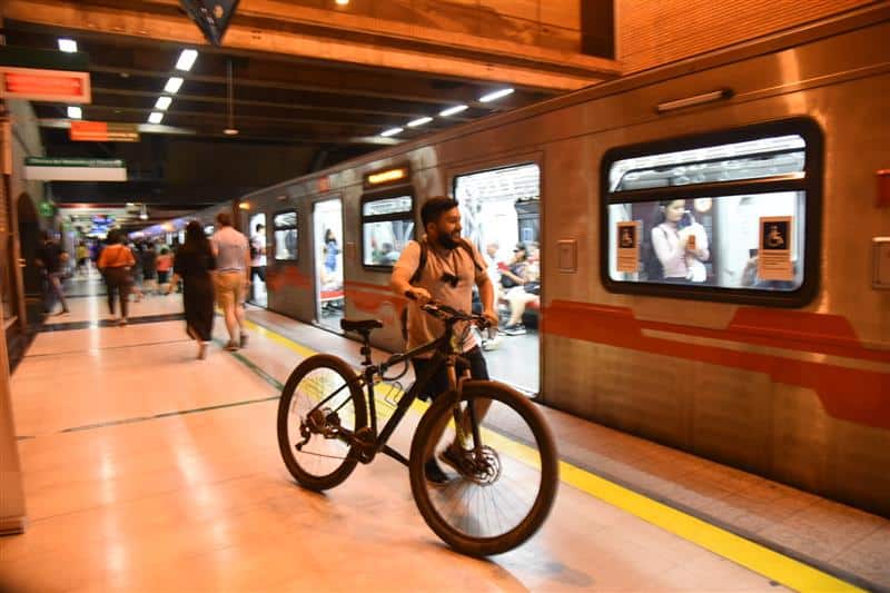 ¡Metro de Santiago anuncia el restablecimiento completo de todas sus estaciones!