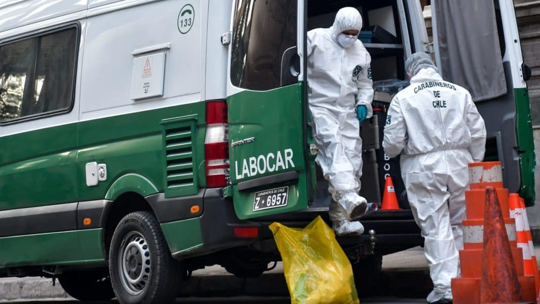 Impactante balacera en local de comida rápida en Santiago deja tres hombres muertos