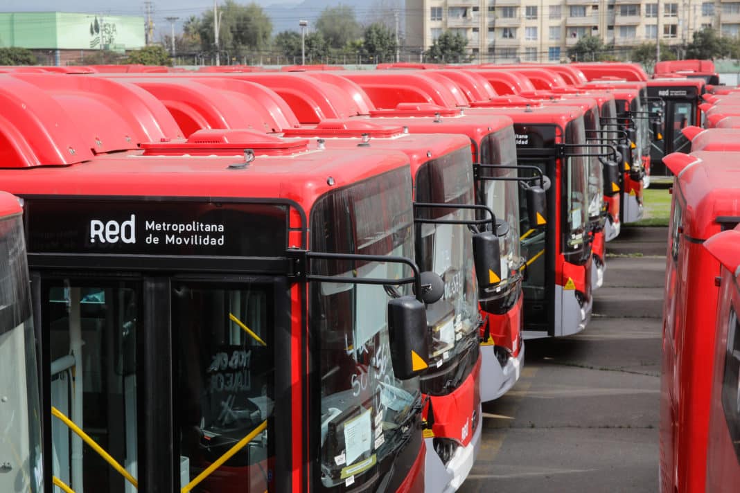 ¡Atención! Ceremonia inaugural Santiago 2023: Buses de apoyo reforzarán la red por cierre parcial de estaciones de la L6