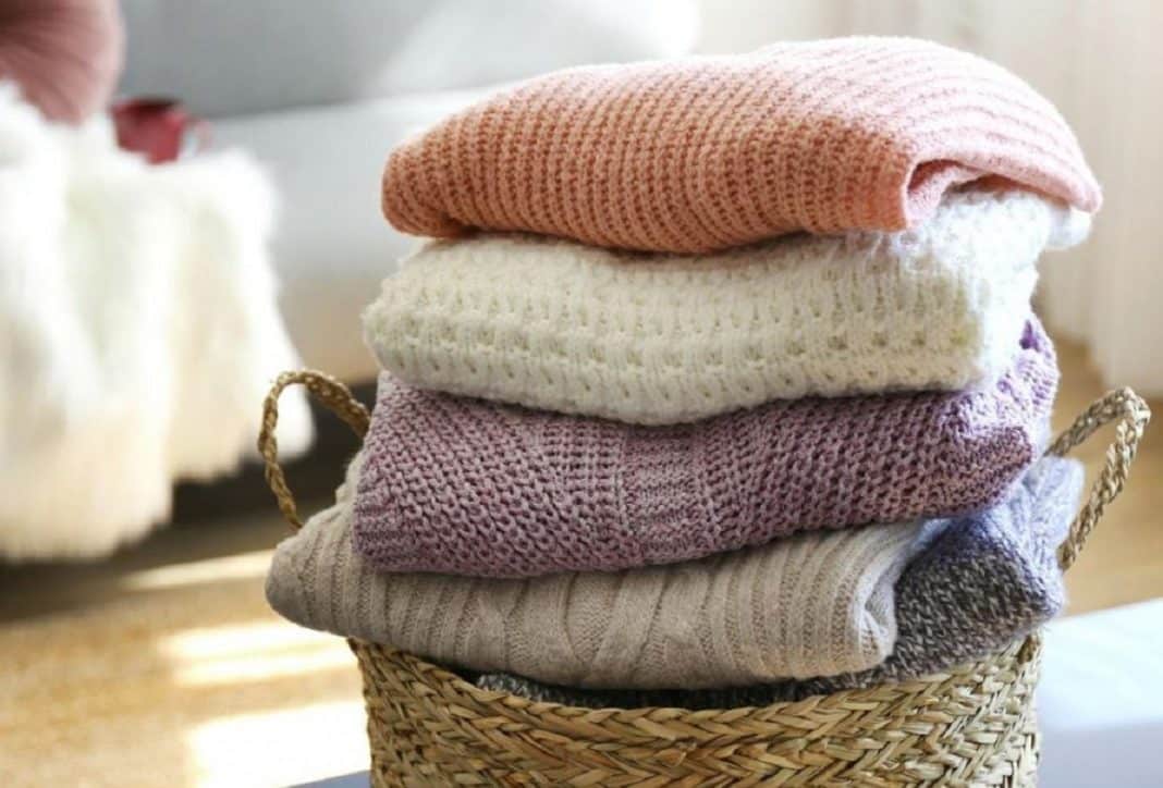 ¡Descubre cómo lavar y guardar correctamente tu ropa de invierno!