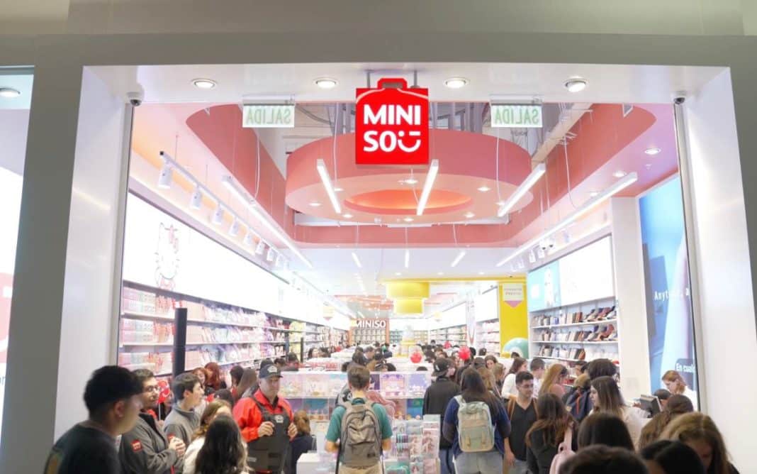 ¡Descubre la primera tienda insignia de Miniso en América Latina!