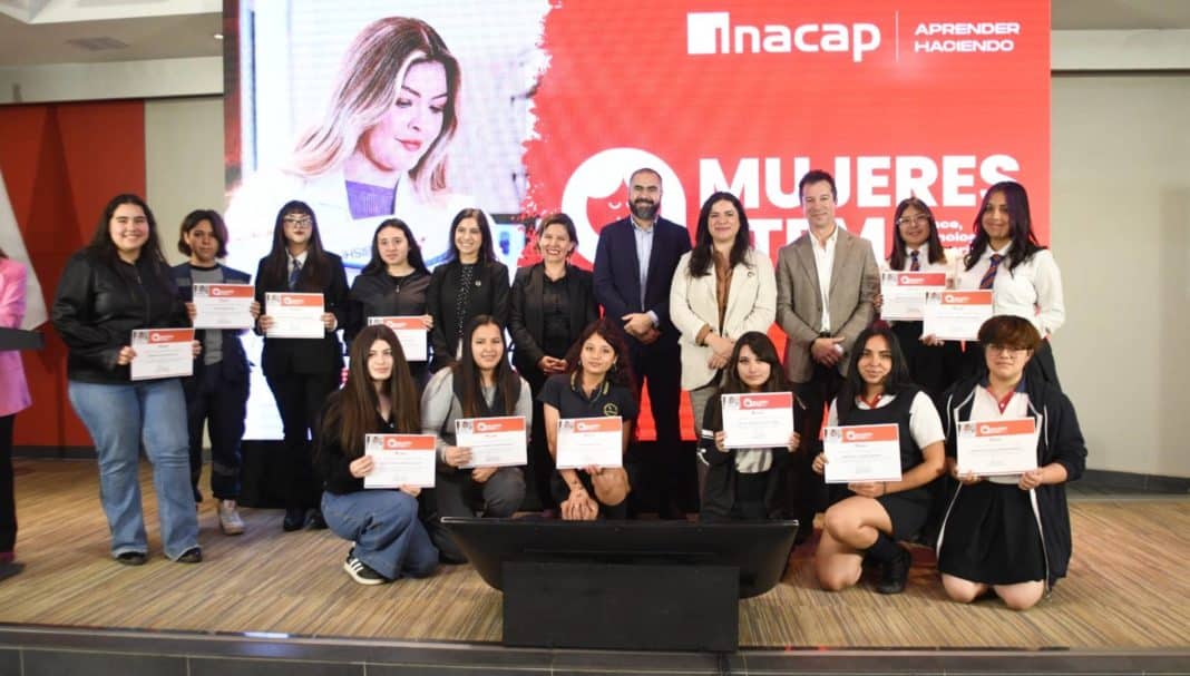 ¡Increíble oportunidad! Programa Mujeres STEM beca con un 50% de arancel a todas las estudiantes de carreras tecnológicas