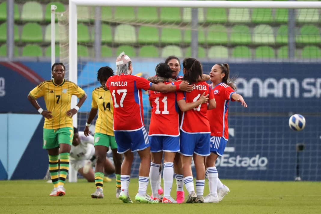 ¡La Roja arrasa a Jamaica y avanza a las semifinales de Santiago 2023!