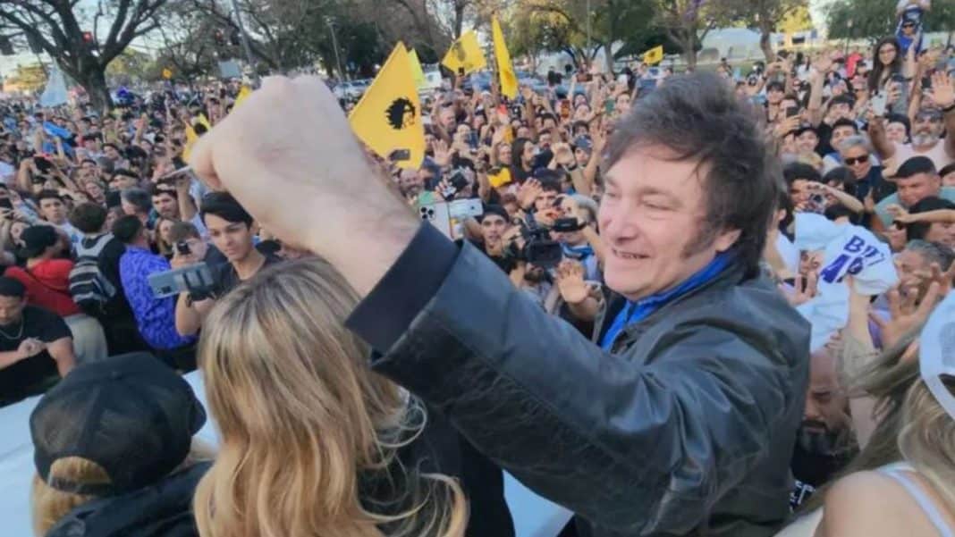 Javier Milei revoluciona Argentina con un nuevo sistema de obras públicas