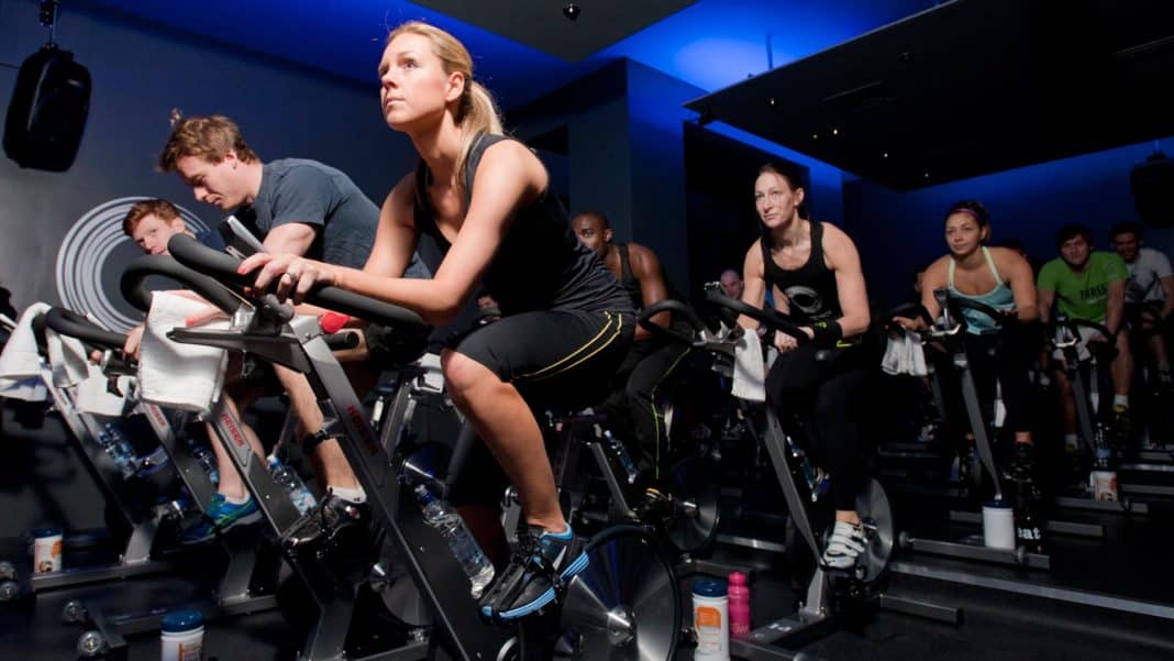 Spinning: Descubre por qué deberías elegirlo como tu entrenamiento principal