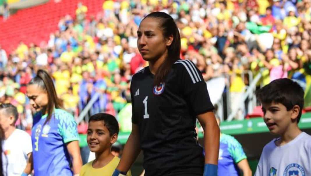 ¡Escándalo en el fútbol femenino! Valencia rompe acuerdo con Chile por Antonia Canales