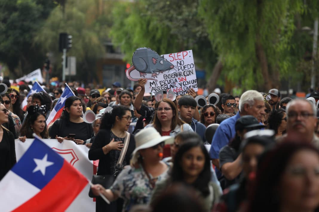 ¡Gran noticia! Gobierno congela traspaso a los SLEP y oposición agradece