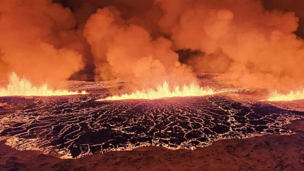 ¡Alerta en Islandia! Erupción de volcán de Grindavík causa conmoción