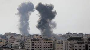 ¡Ataque israelí en Gaza deja 70 muertos en campo de refugiados!