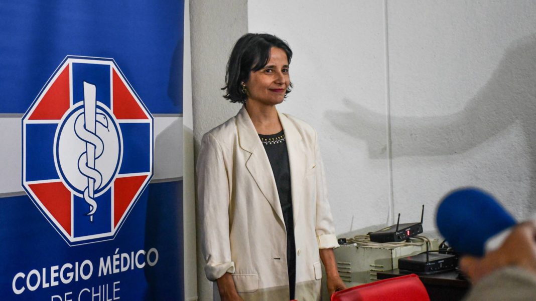 ¡Conoce a Anamaría Arriagada, la nueva presidenta del Colegio Médico!