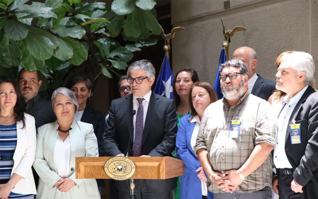 ¡Gobierno logra adelantar alzas de isapres para abril! Pero aseguradoras califican medida como insuficiente