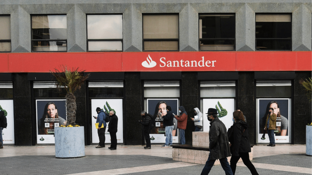 ¡Santander revoluciona el mundo laboral! Jornada de 40 horas y sueldo mínimo de $1.030.000