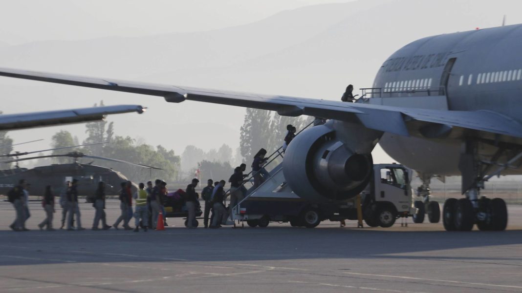 ¡Venezuela confirma vuelos de repatriación desde Chile! Descubre la reacción del presidente Boric