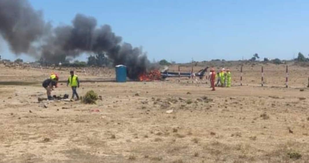Impactante accidente: Helicóptero se estrella y estalla en llamas en Pichidangui