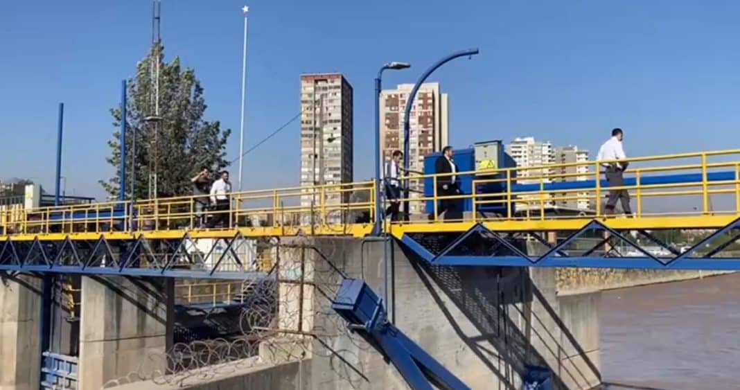 Impactante hallazgo: Encuentran cadáver cerca de las compuertas del río Mapocho en Santiago