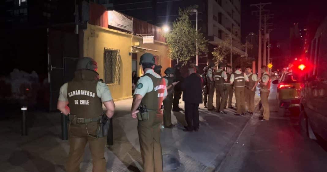 Impactante persecución policial en la capital: detenidos dispararon contra Carabineros