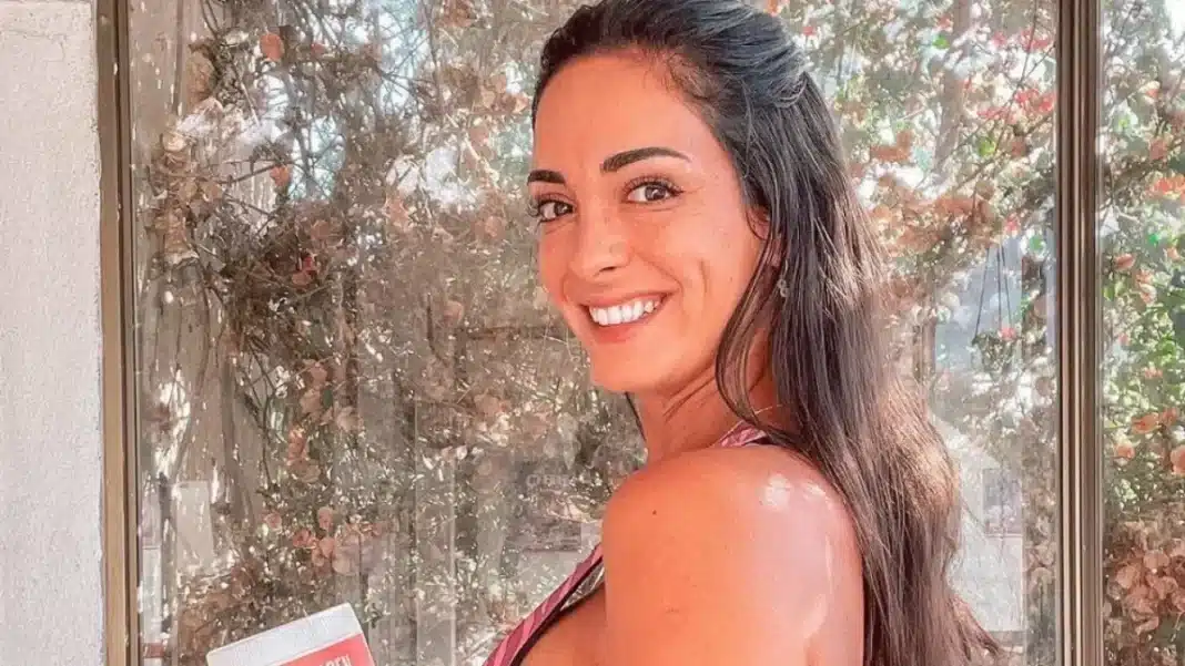 Paula Bolatti sorprende con sus videos en bikini y recibe una lluvia de halagos