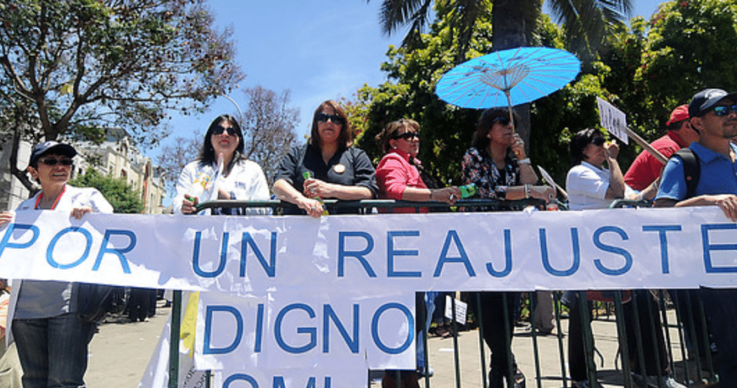 Trabajadores de salud municipal de Osorno se movilizarán por reajuste: se sienten de