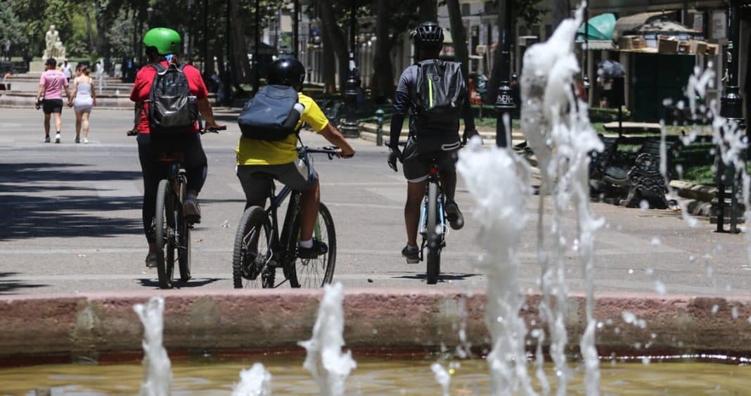 ¡Calor extremo en la región Metropolitana! Temperaturas alcanzan los 38.2°C