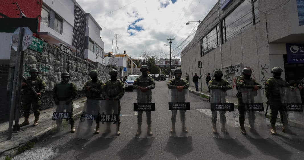 ¡Ecuador toma medidas drásticas contra el terrorismo! Fiscales que ayuden a delincuentes serán considerados terroristas