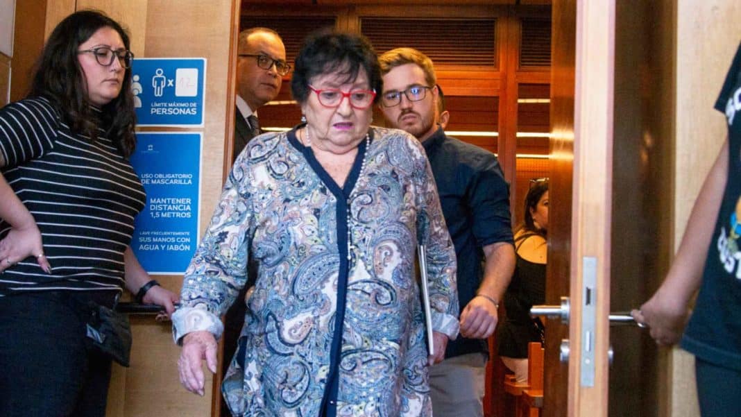 ¡Impactante acuerdo! Diputada ofrece disculpas públicas a senadora tras polémica por ceguera