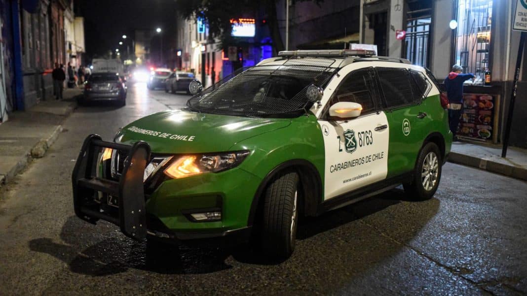 ¡Increíble! Carabinero frustra encerrona a balazos en Cerrillos