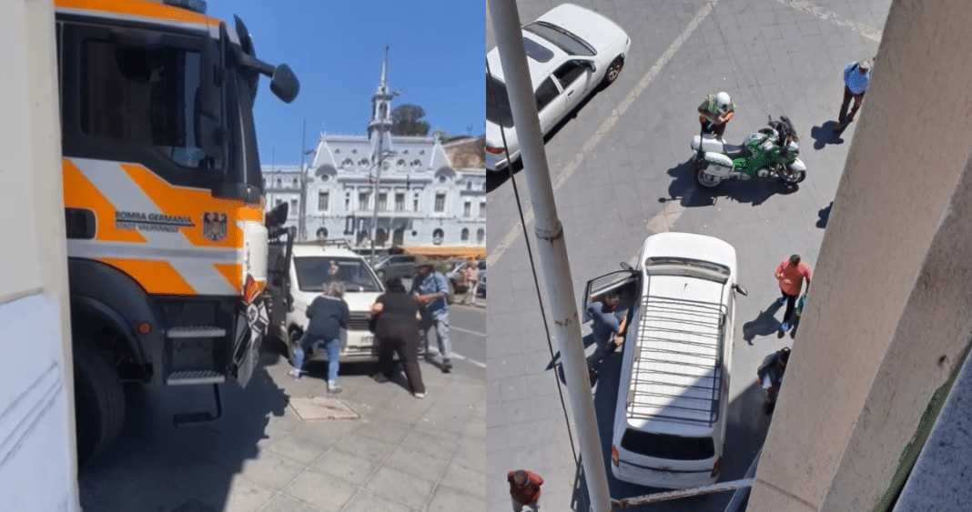 ¡Increíble! Furgón mal estacionado bloquea salida de carro de Bomberos en Valparaíso